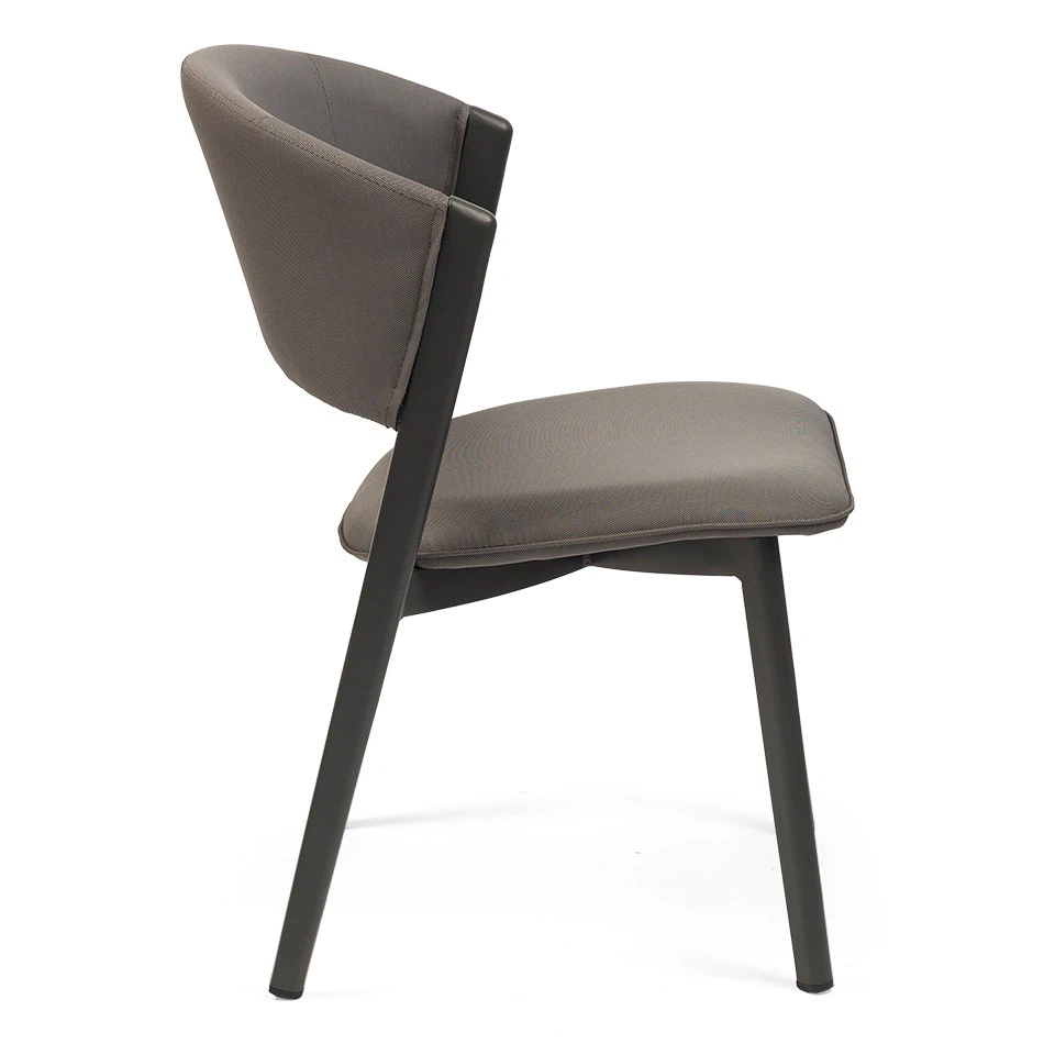 Curved Back Upholstered Restaurant Chairs suppliers