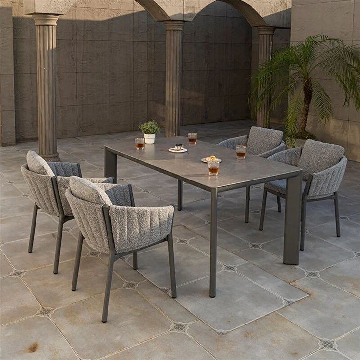 Villa Outdoor Furniture